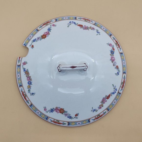 Vintage Covered Serving Dish by J & G Meakin - Picture 8 of 11